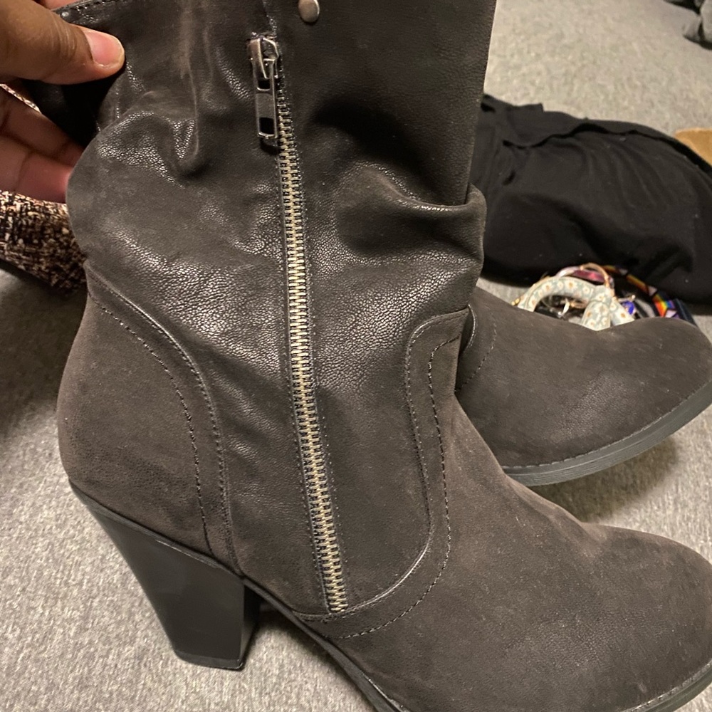 3’ Black Slouch Boots